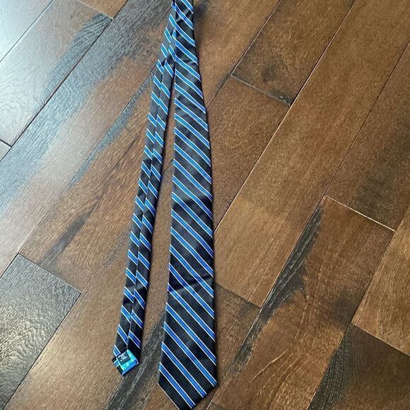 Ted Baker London 100% silk tie blue black suit dressy office - Picture 2 of 8
